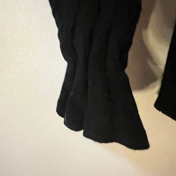 Chicwish black sweater with bow detail - Picture 2 of 5